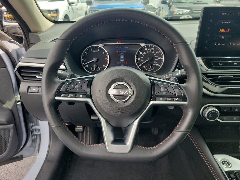 Used 2024 Nissan Altima 2.5 SR w/ SR Premium Package FWD image 23