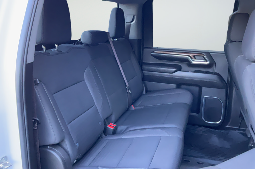 Used 2024 Chevrolet Silverado 2500 LT AWD/4WD image 20