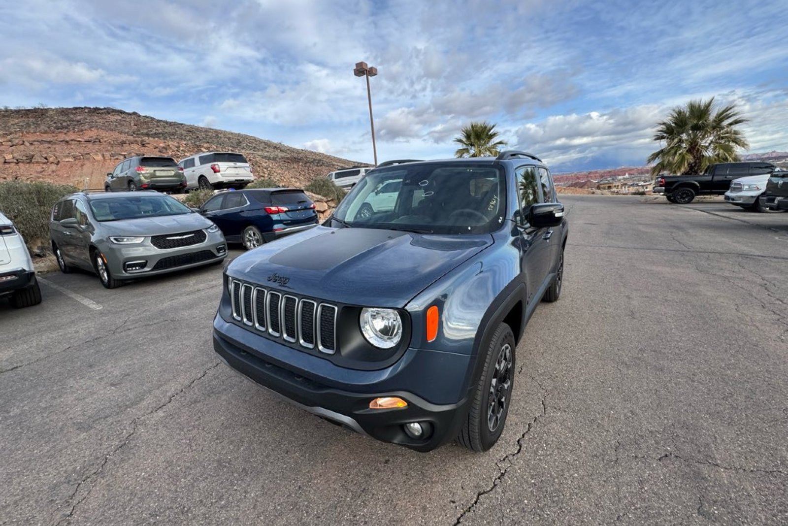 Certified 2023 Jeep Renegade Latitude image 1