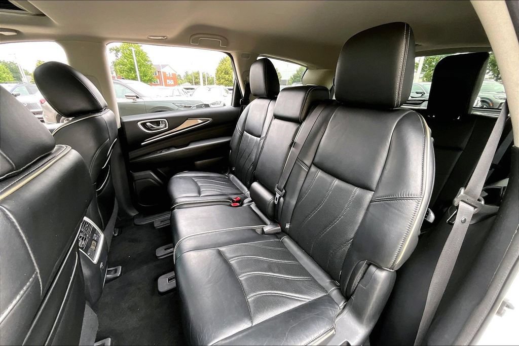 Used 2016 INFINITI QX60 Luxe w/ Premium Package AWD/4WD image 32