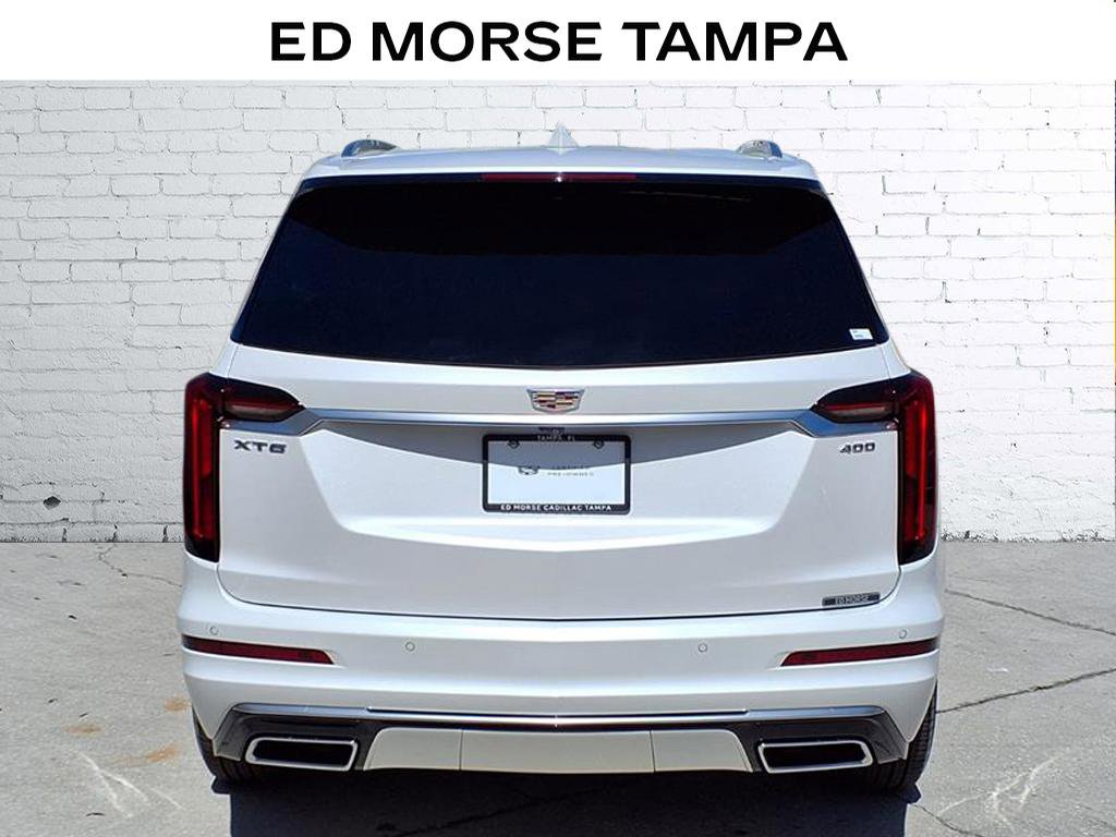 Certified 2024 Cadillac XT6 Premium Luxury FWD image 4