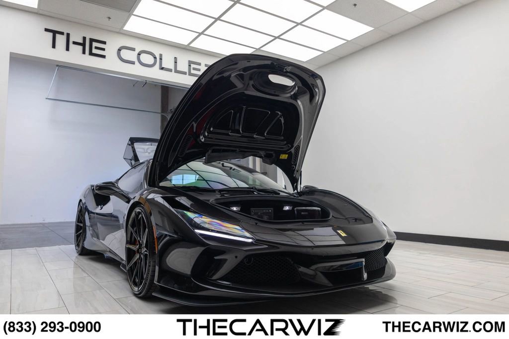 Used 2021 Ferrari F8 Tributo RWD image 38