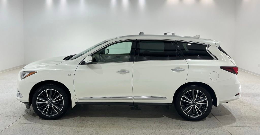 Used 2019 INFINITI QX60 Luxe w/ Sensory Package AWD/4WD image 2