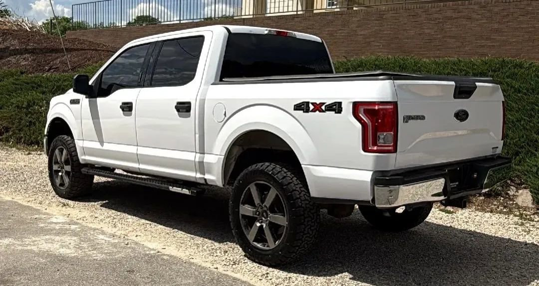 Used 2016 Ford F150 XLT w/ Trailer Tow Package AWD/4WD image 6