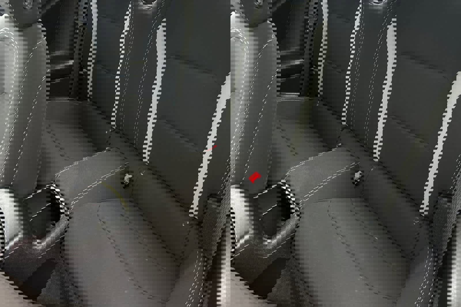 Used 2019 Chevrolet Camaro LT image 5