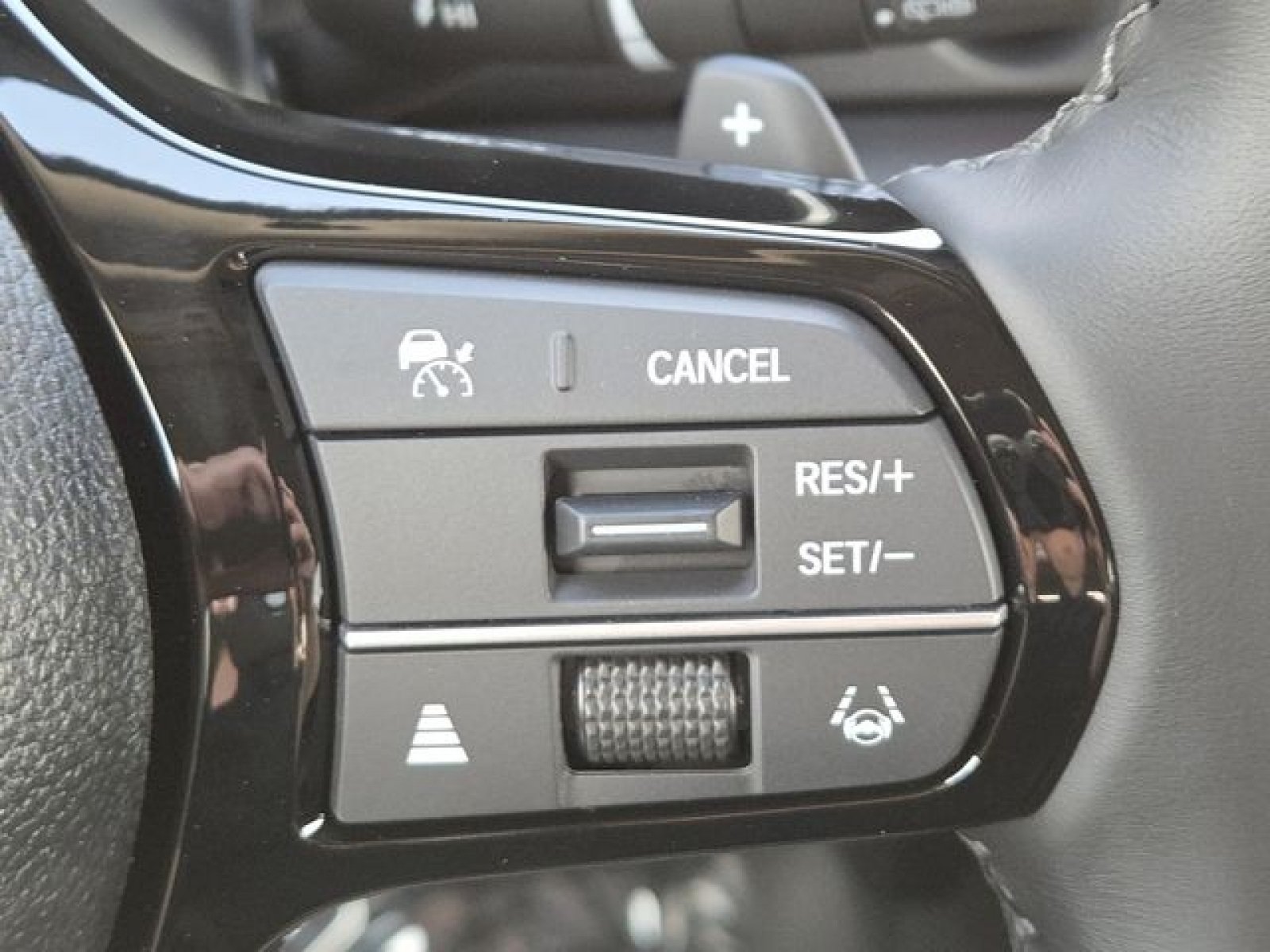 New 2026 Honda Pilot Touring image 16