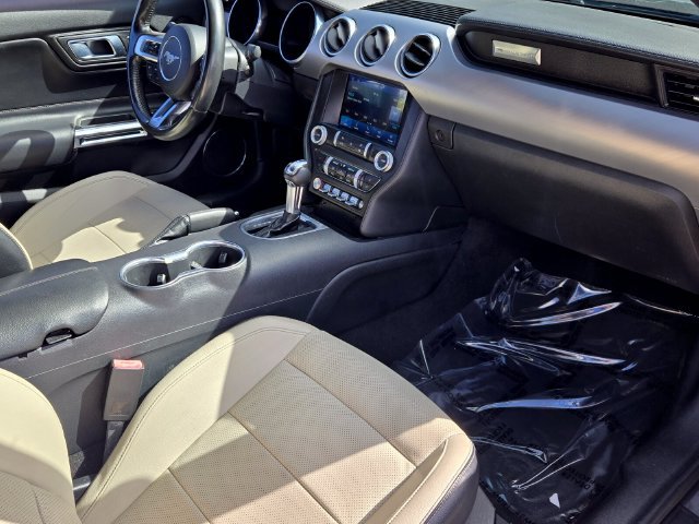Used 2022 Ford Mustang Premium RWD image 14