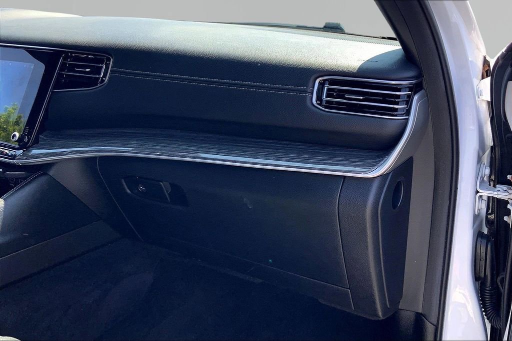 Used 2022 Jeep Wagoneer Series II AWD/4WD image 19