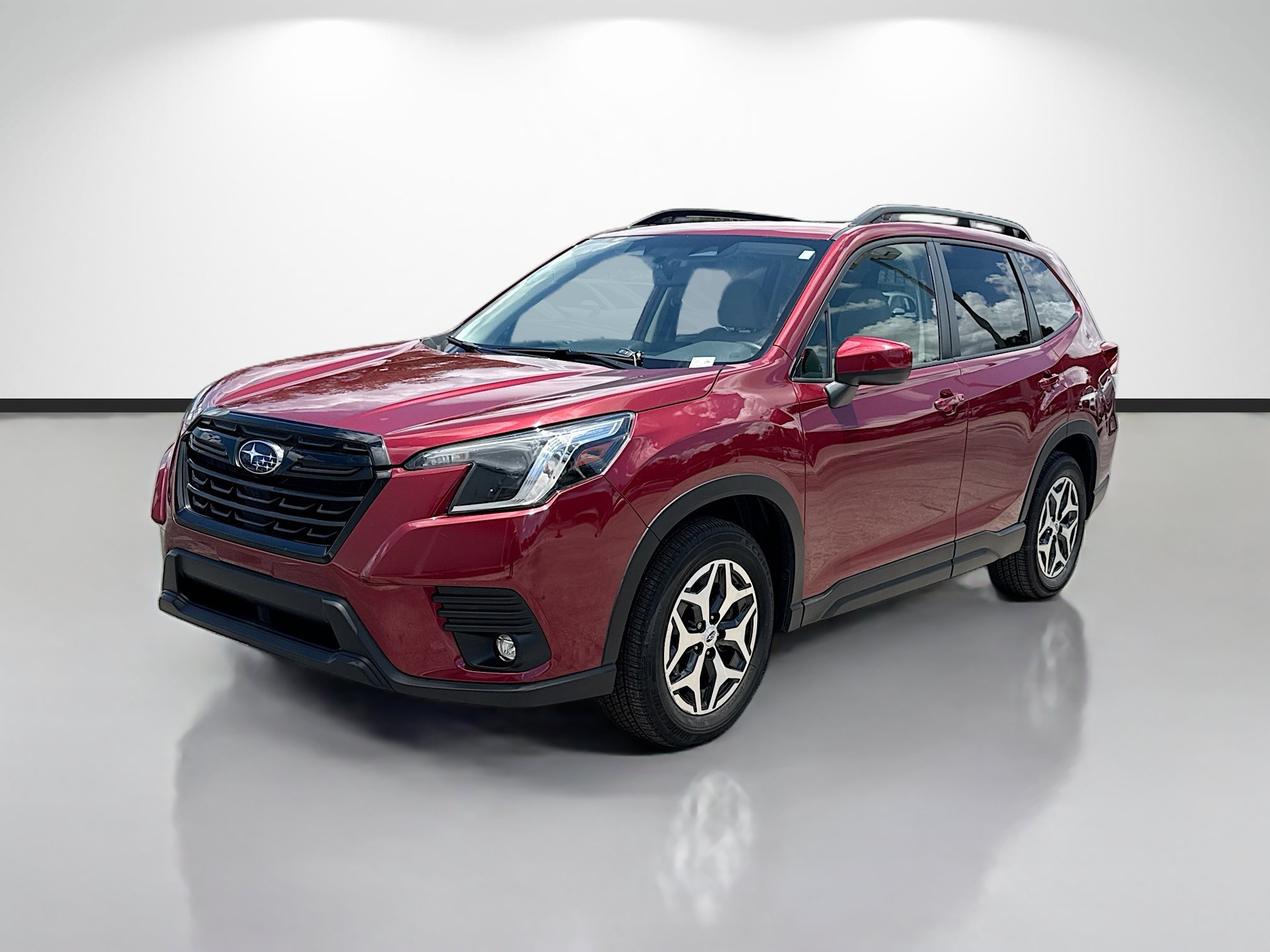 Used 2024 Subaru Forester Premium AWD/4WD image 7