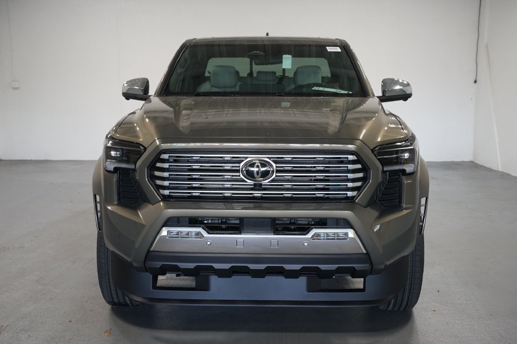 New 2026 Toyota Tacoma Limited AWD/4WD image 2