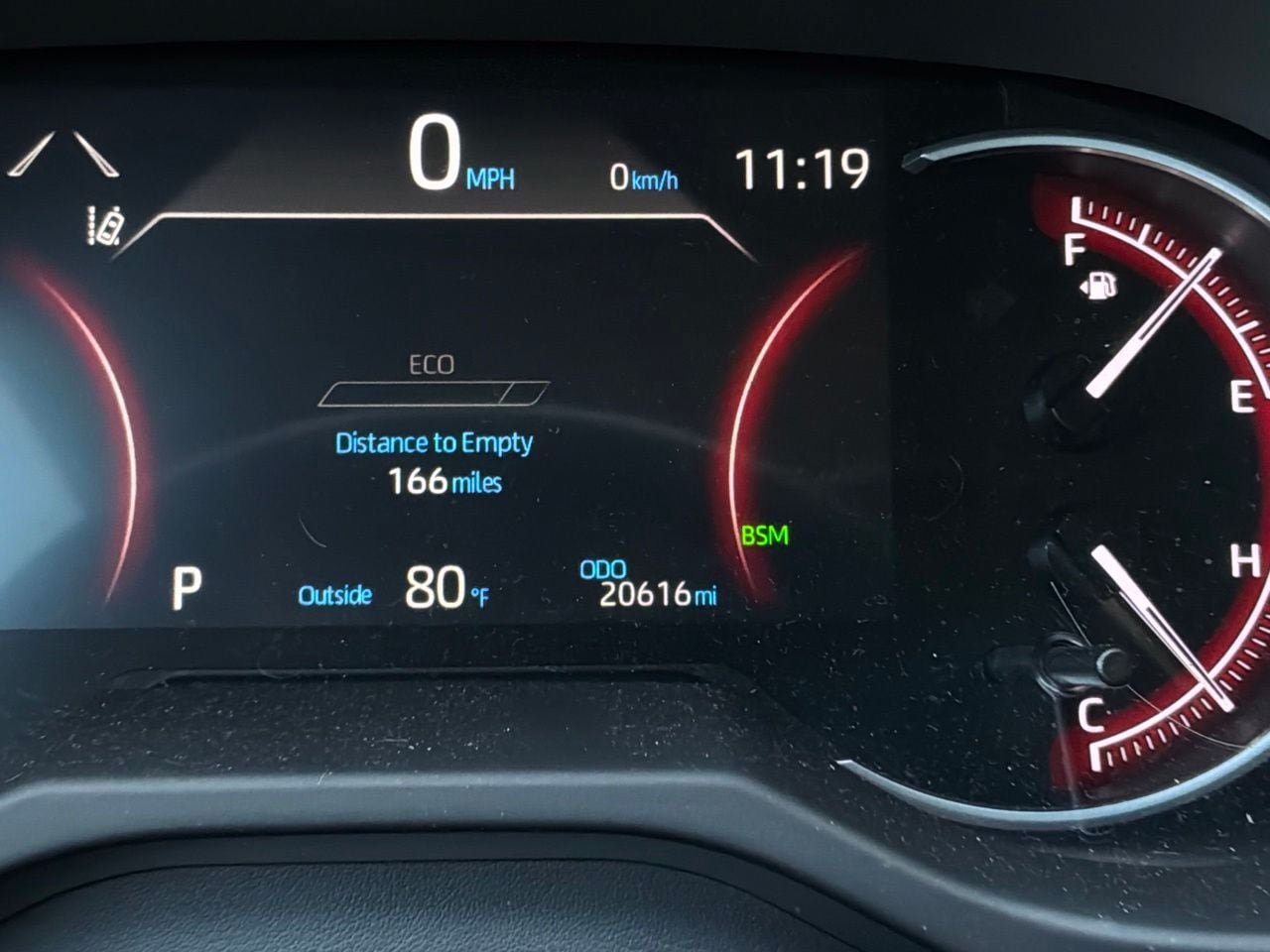 Used 2025 Toyota RAV4 XLE Premium FWD image 43