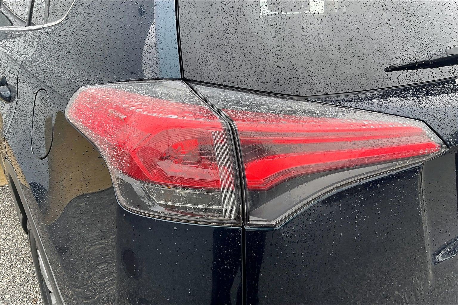 Used 2018 Toyota RAV4 XLE w/ Plus Extra Value Package AWD/4WD image 34