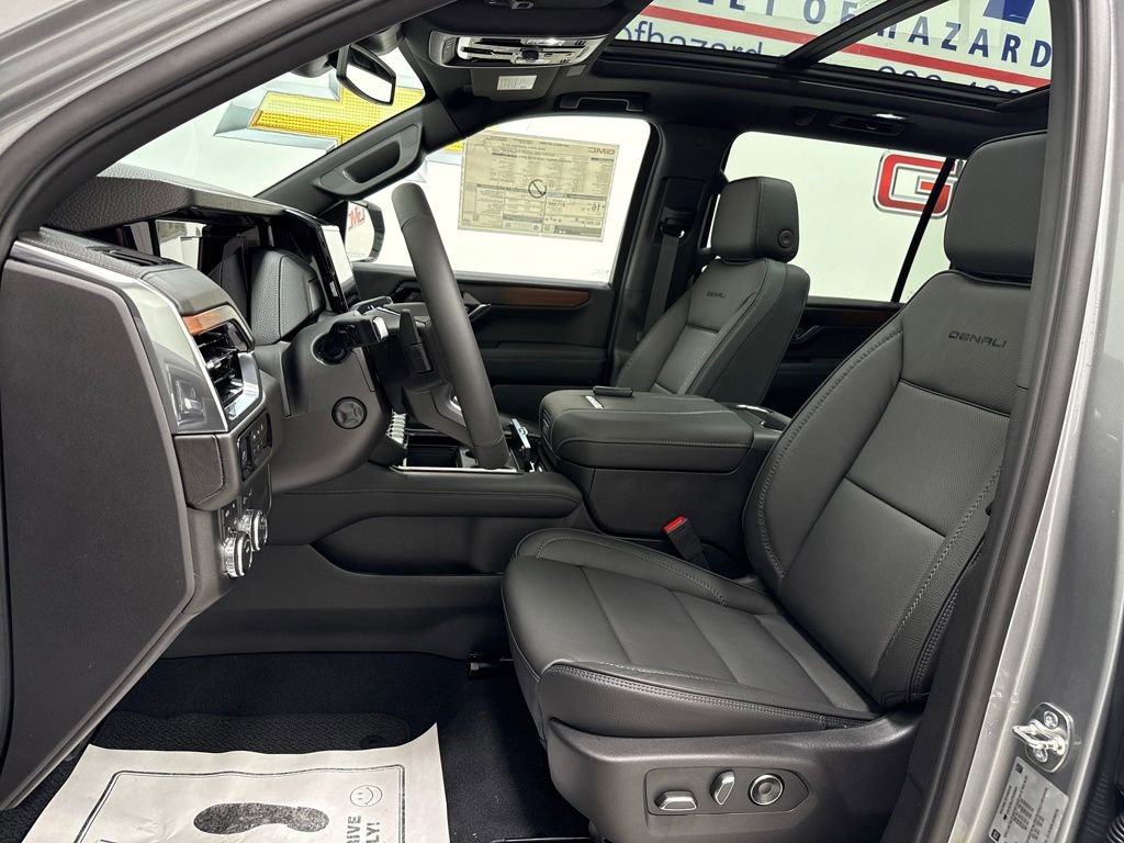 New 2026 GMC Yukon XL Denali w/ Sun & Power Step Package image 22