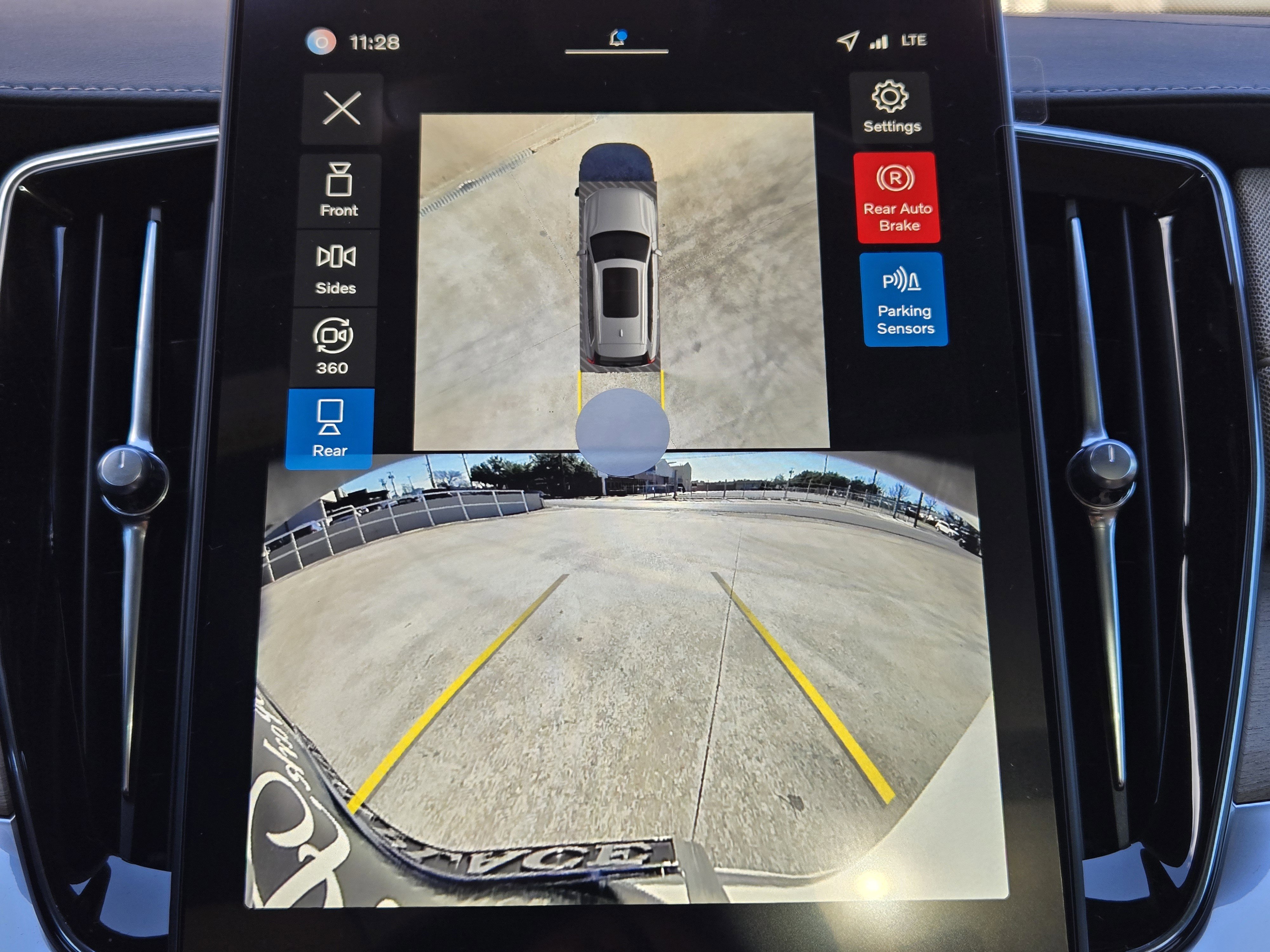 New 2026 Volvo XC90 T8 Plus image 20