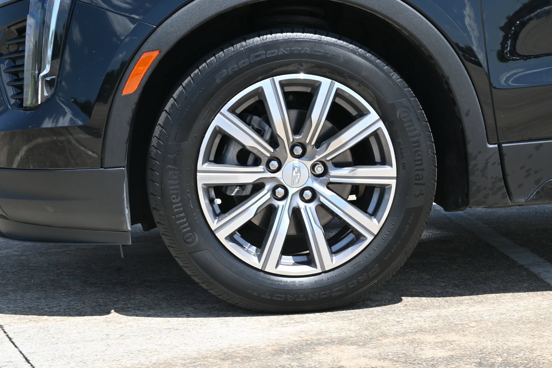 Certified 2023 Cadillac XT4 Sport FWD image 26