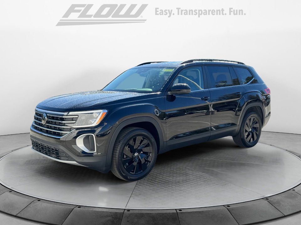 New 2026 Volkswagen Atlas SE image 3