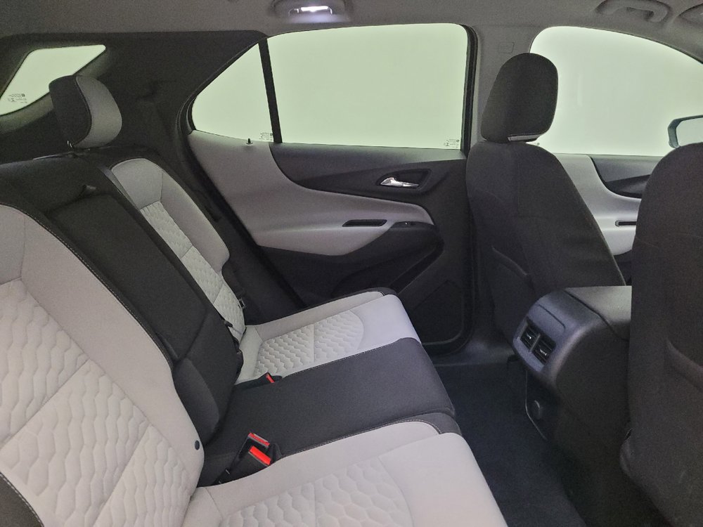 Used 2018 Chevrolet Equinox LS FWD image 19