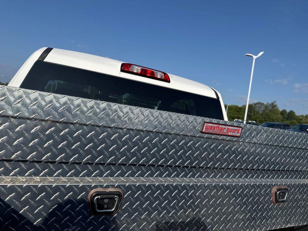 Used 2022 Chevrolet Silverado 1500 W/T w/ WT Value Package image 10