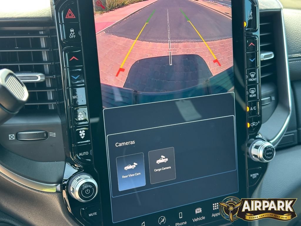 New 2025 RAM 2500 Laramie AWD/4WD image 21