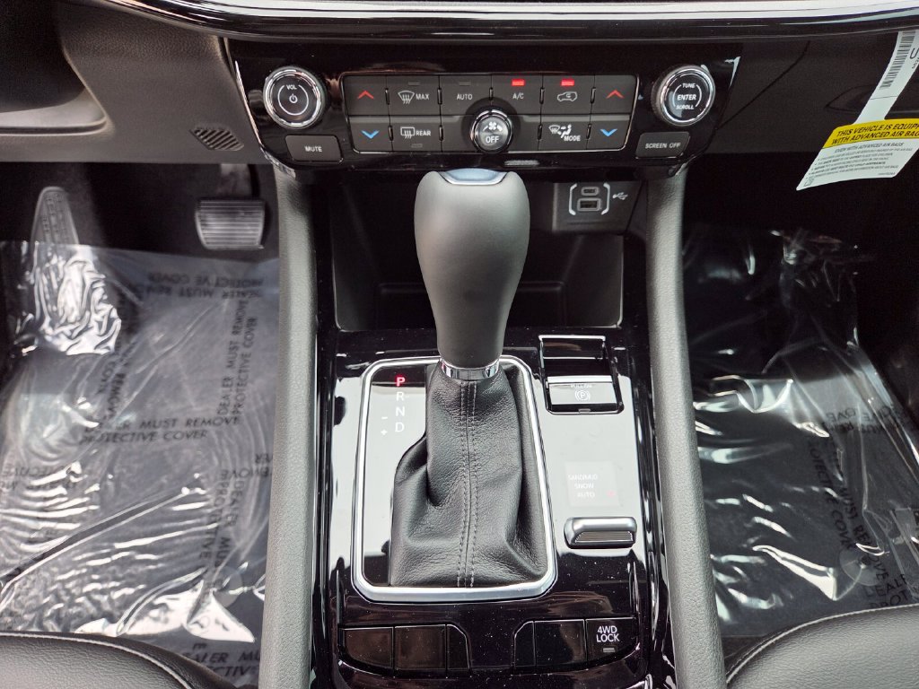 New 2026 Jeep Compass Latitude AWD/4WD image 30