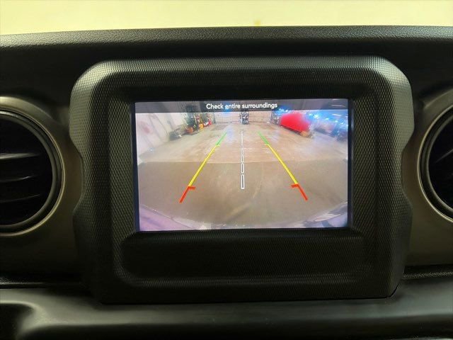 Used 2019 Jeep Wrangler Sport image 24