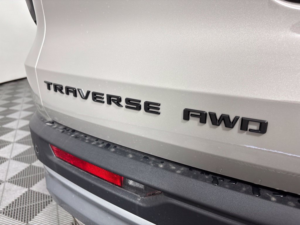 New 2027 Chevrolet Traverse Z71 w/ Enhanced Driving Package AWD/4WD image 25
