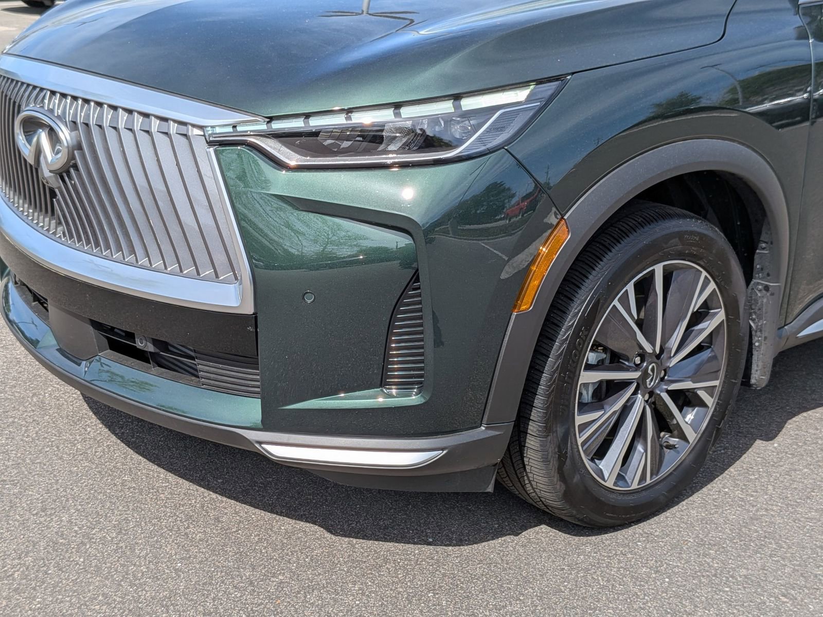 Used 2026 INFINITI QX60 Luxe w/ Cargo Package AWD/4WD image 9