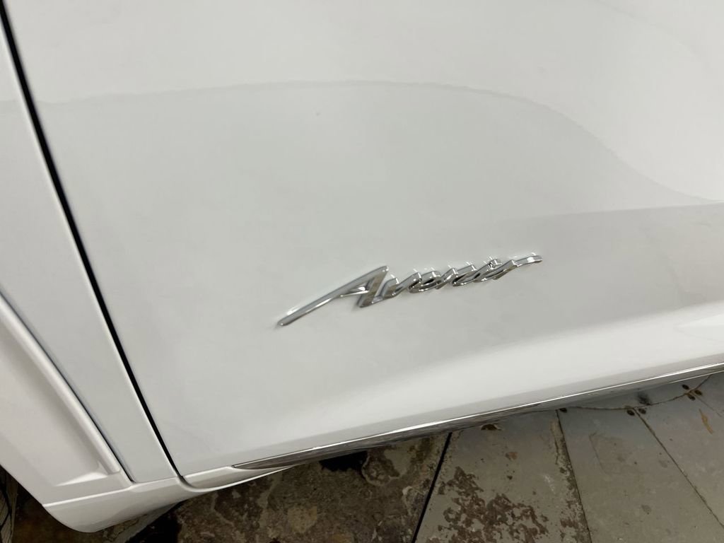 New 2026 Buick Enclave Avenir w/ Super Cruise Package image 28