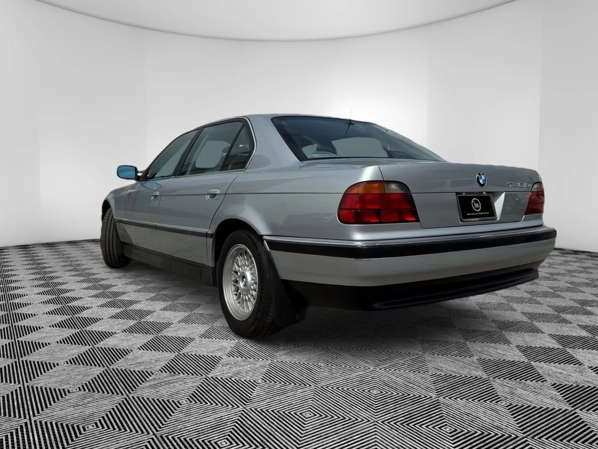 Used 1998 BMW 740iL RWD image 8