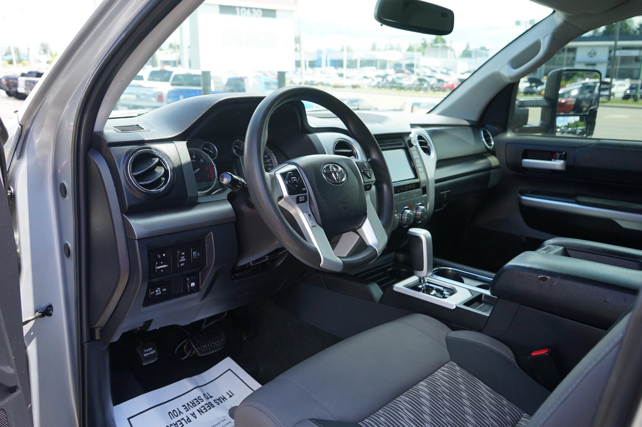 Used 2016 Toyota Tundra SR5 w/ TRD Off Road Package AWD/4WD image 13