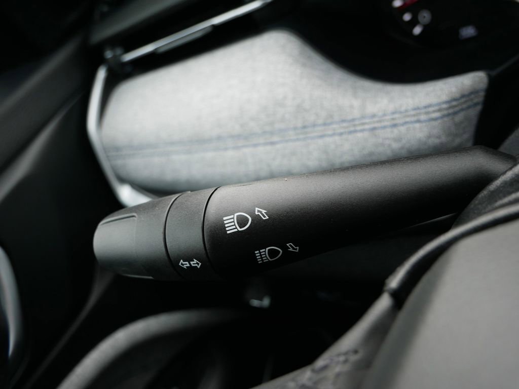 Used 2025 Jeep Compass Latitude AWD/4WD image 32