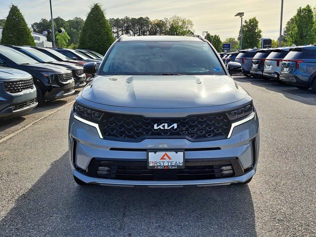Used 2023 Kia Sorento SX image 3