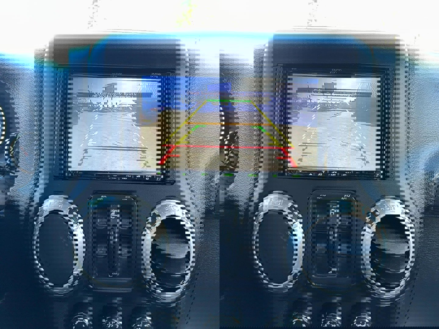 Used 2014 Jeep Wrangler Unlimited Sahara image 22