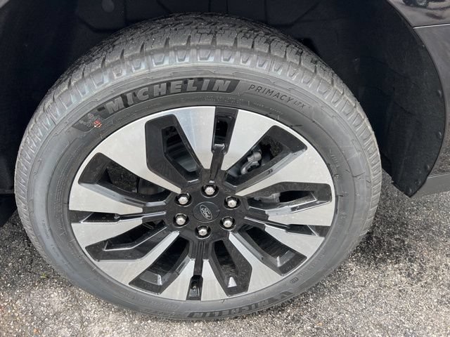 New 2026 Ford Expedition Max Platinum w/ Driver's Package AWD/4WD image 22