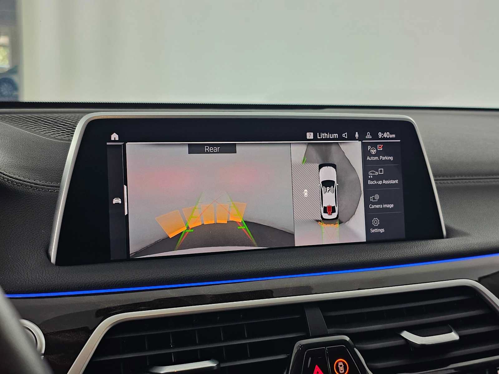 Used 2022 BMW 750i xDrive AWD/4WD image 27