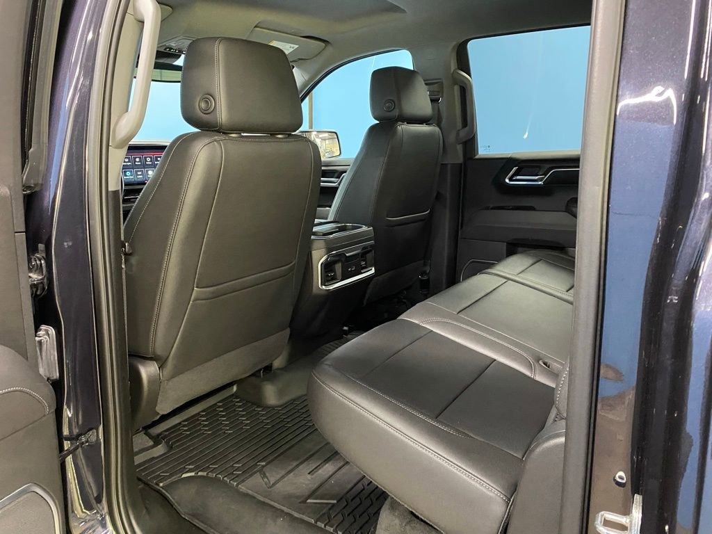 Used 2022 GMC Sierra 1500 SLT w/ SLT Convenience Package AWD/4WD image 34