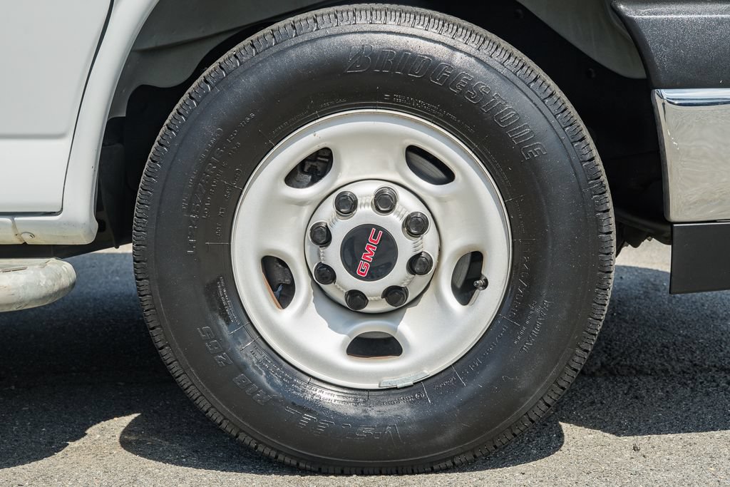 Used 2024 GMC Savana 2500 w/ Driver Convenience Package RWD image 14