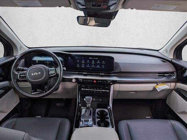 Used 2024 Kia Carnival SX Prestige image 15