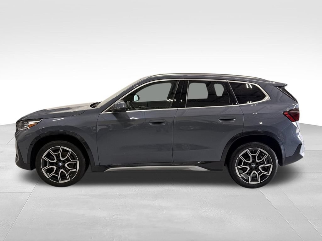 Used 2026 BMW X1 xDrive28i AWD/4WD image 2