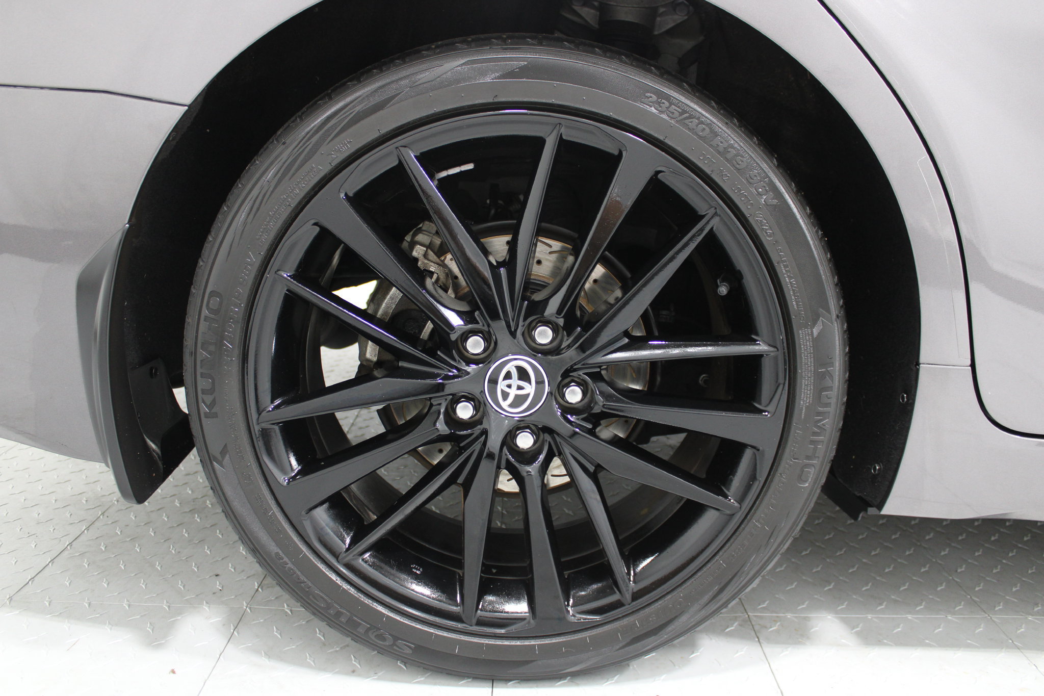 Used 2022 Toyota Camry XSE w/ Navigation Package FWD image 5