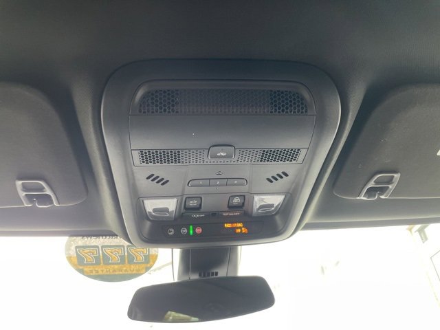 Used 2022 Cadillac XT5 Premium Luxury image 19