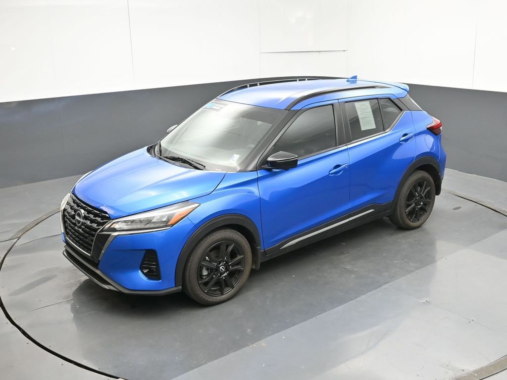 Used 2023 Nissan Kicks SR image 49