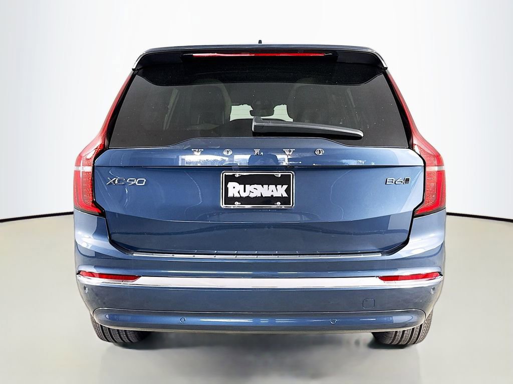 New 2026 Volvo XC90 B6 Core w/ Protection Package image 6