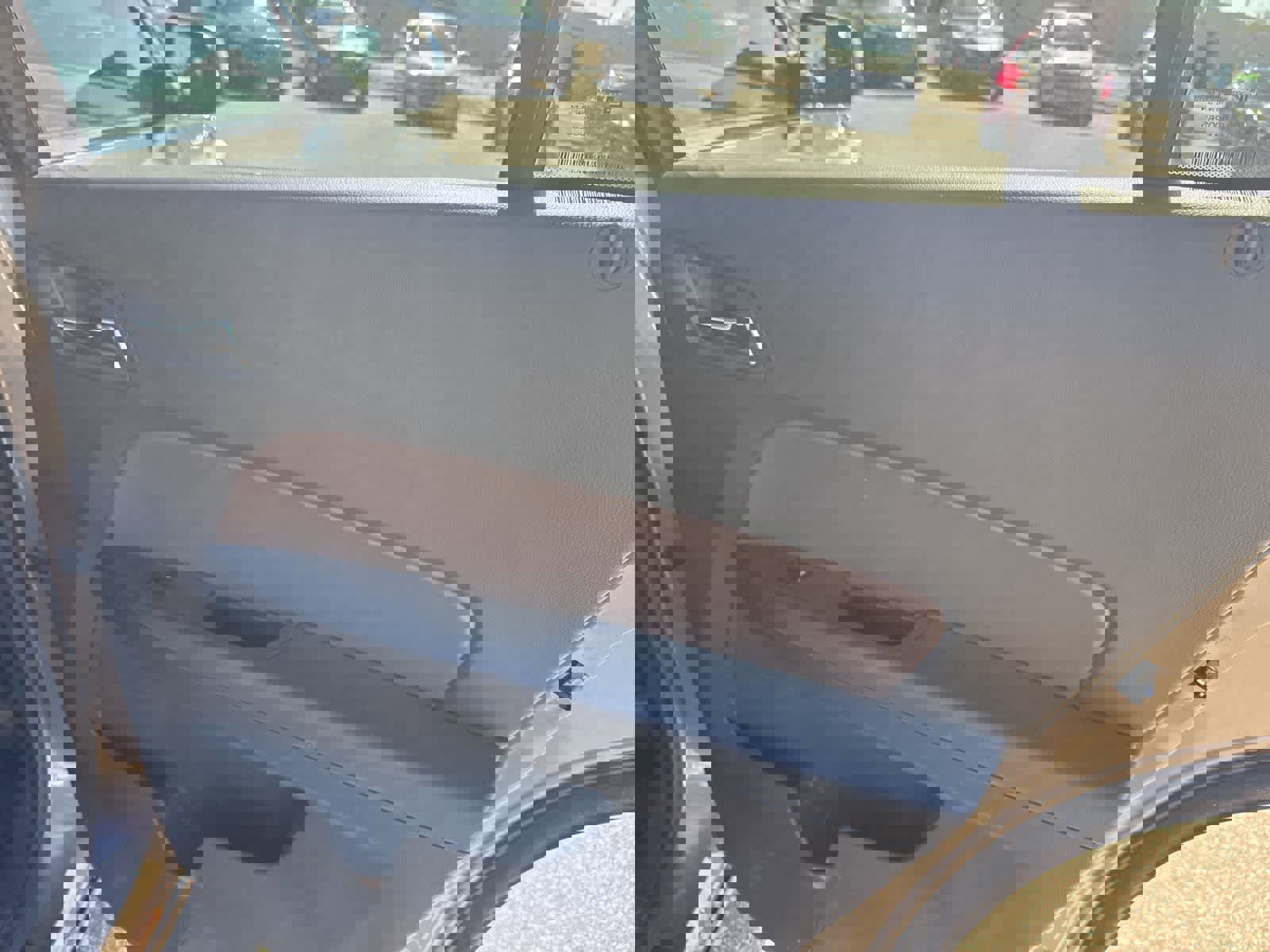 Used 2011 Chevrolet Equinox LTZ image 26