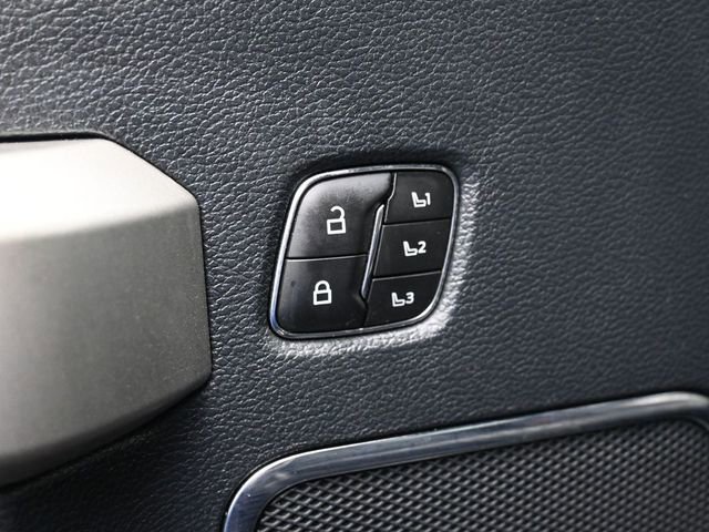 Certified 2022 Ford F250 Lariat w/ Lariat Value Package image 22