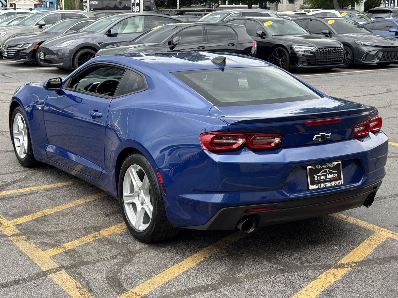 Used 2019 Chevrolet Camaro LT RWD image 6