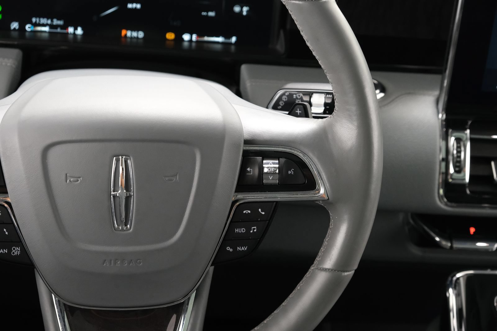 Used 2018 Lincoln Navigator Reserve w/ Technology Package AWD/4WD image 14