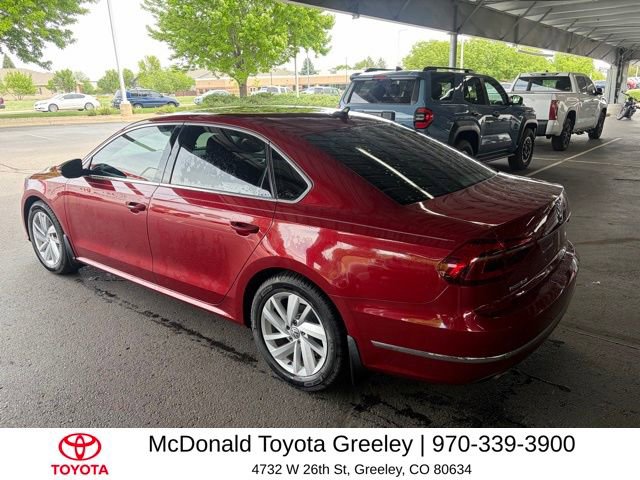 Used 2018 Volkswagen Passat 2.0T SE FWD image 13