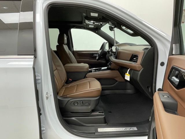 New 2026 Chevrolet Tahoe High Country w/ Sun And Tow Package image 15