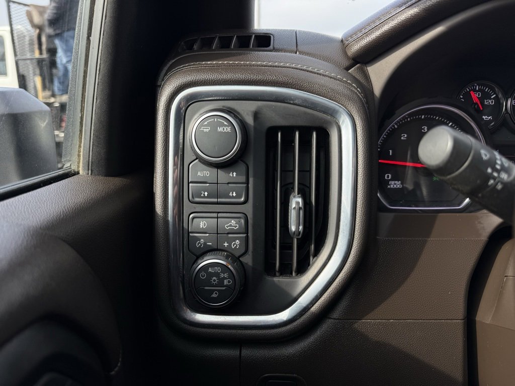 Used 2023 Chevrolet Silverado 2500 LTZ w/ LTZ Convenience Package image 13